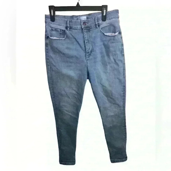 Make and Loved LOFT  The Jegging  31/12 High Rise light Wash Denim Jeans - Picture 1 of 6